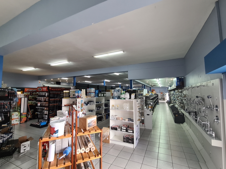 To Let commercial Property for Rent in East Bank Eastern Cape